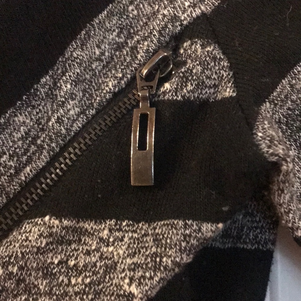 Sweater - Picture 2 of 3